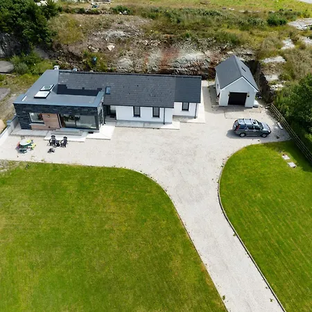 בית נופש Ballyness Bay *